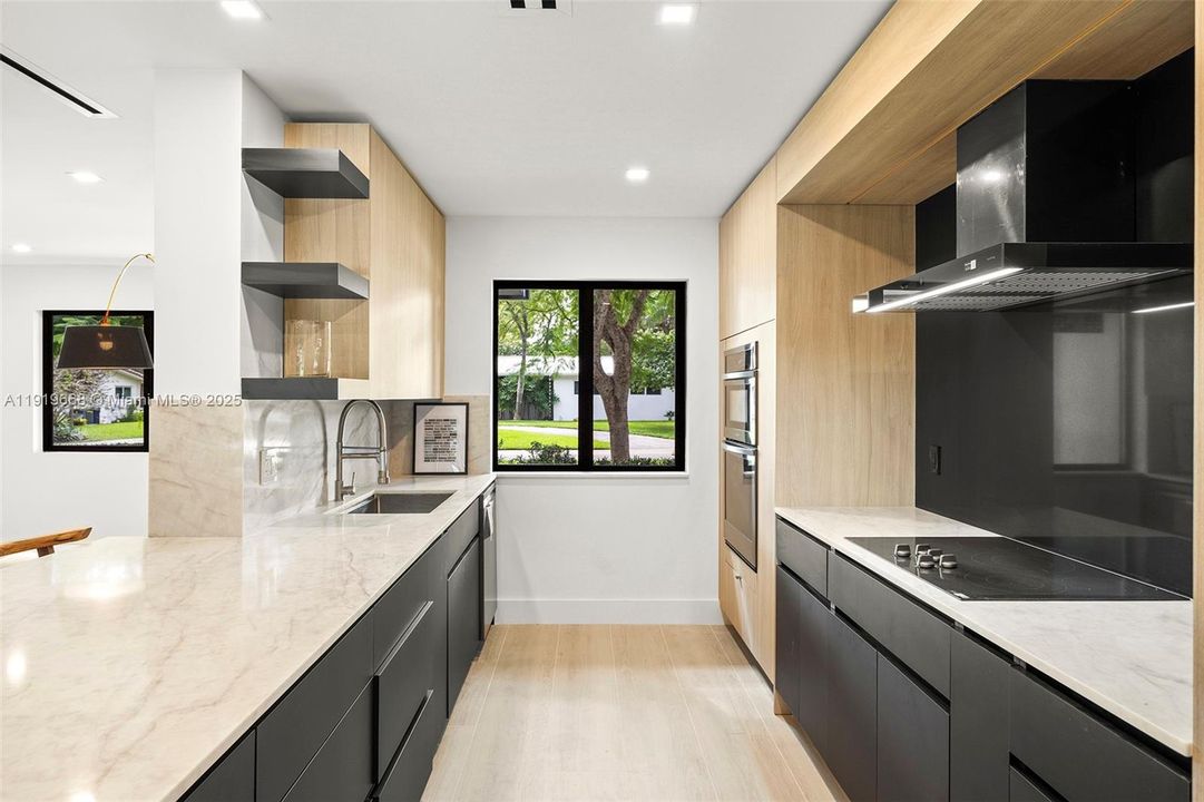 For Rent: $14,000 (4 beds, 3 baths, 2335 Square Feet)