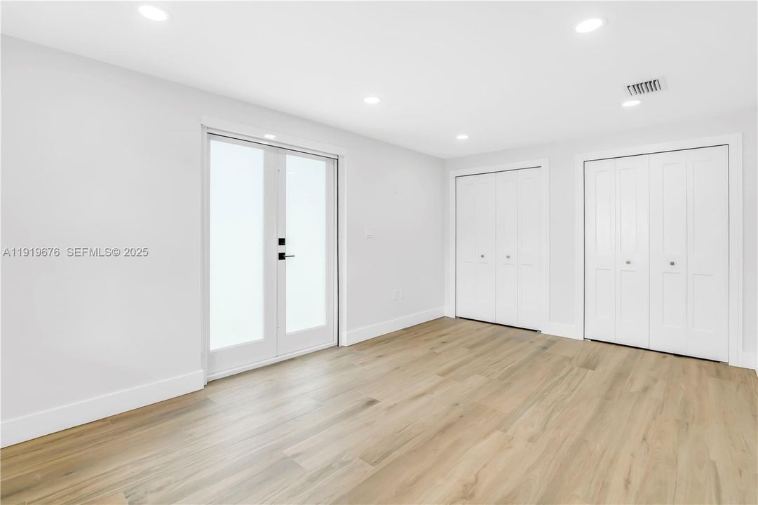 В аренду: $4,100 (3 спален, 2 ванн, 1334 Квадратных фут)