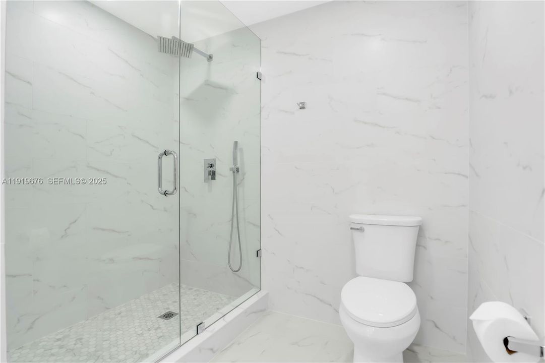 В аренду: $4,100 (3 спален, 2 ванн, 1334 Квадратных фут)