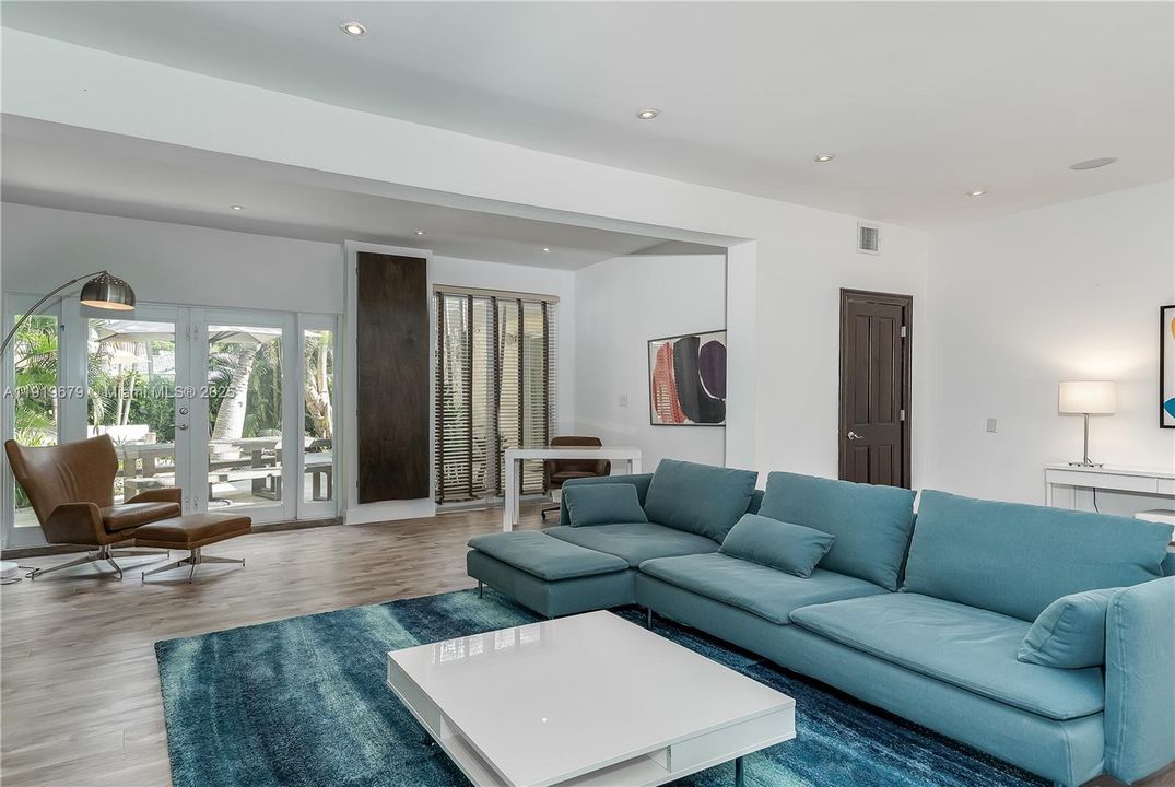 En Renta: $12,000 (4 camas, 4 baños, 3477 Pies cuadrados)