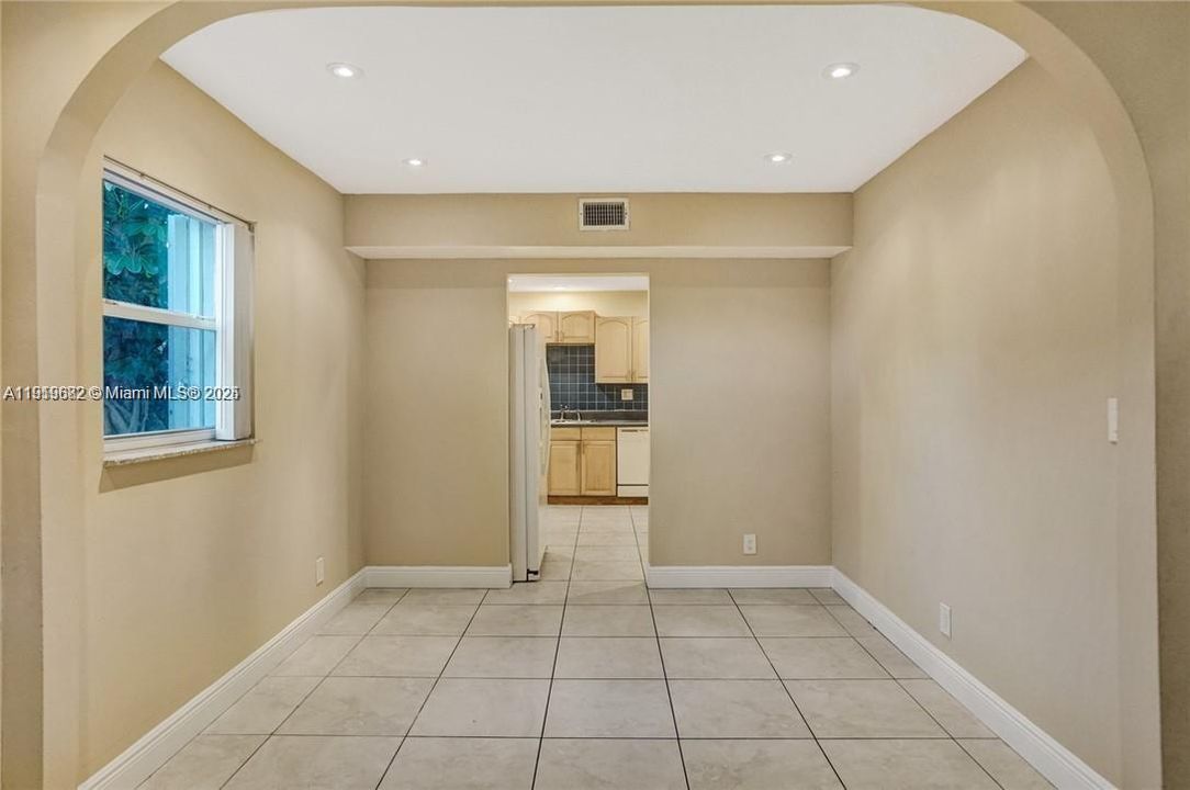 待售: $484,900 (5 贝兹, 3 浴室, 1879 平方英尺)