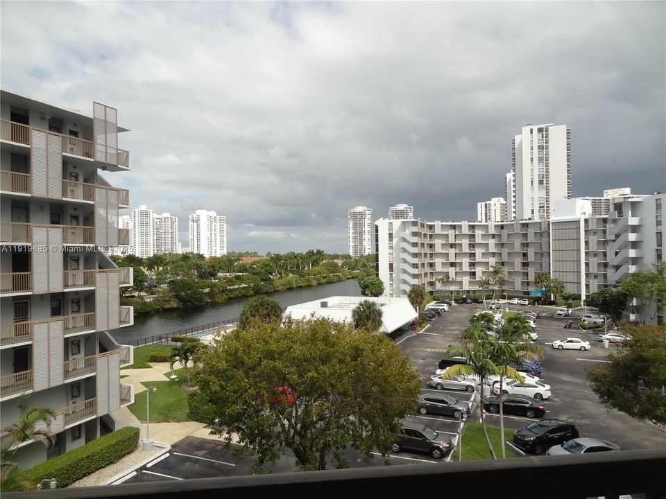 En Venta: $138,000 (1 camas, 1 baños, 741 Pies cuadrados)