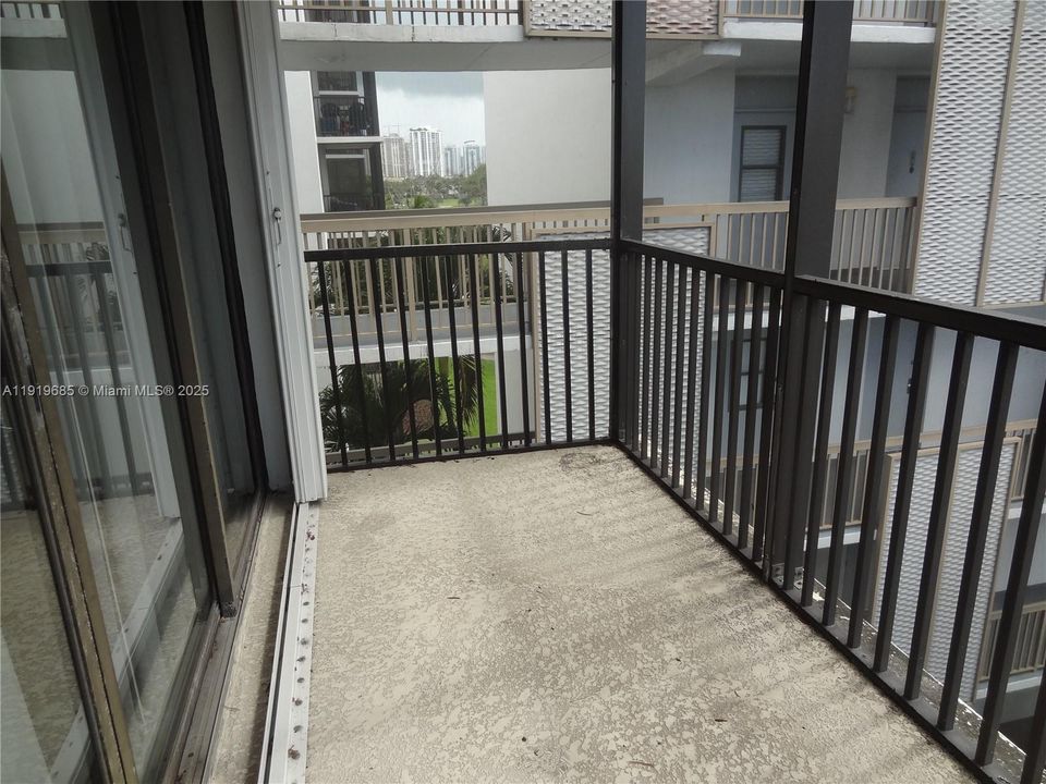 En Venta: $138,000 (1 camas, 1 baños, 741 Pies cuadrados)