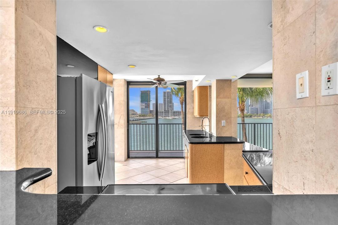 For Sale: $875,000 (2 beds, 2 baths, 1440 Square Feet)