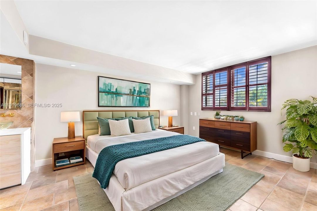 For Sale: $875,000 (2 beds, 2 baths, 1440 Square Feet)