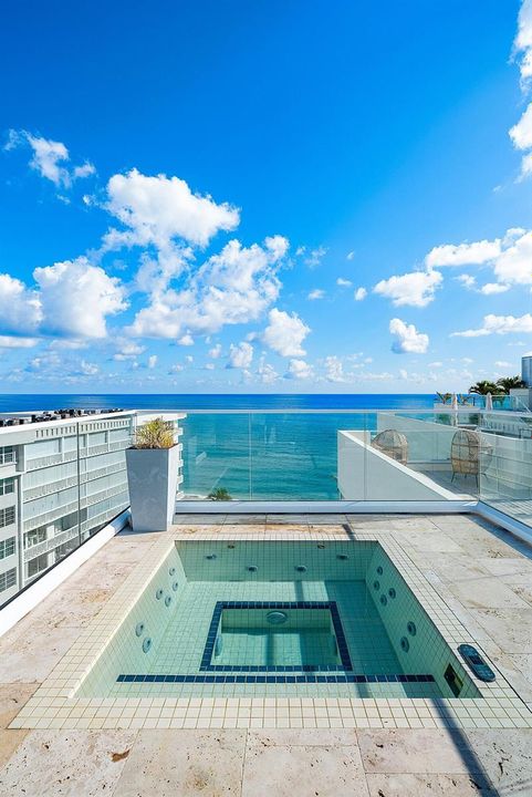 Hot Tub