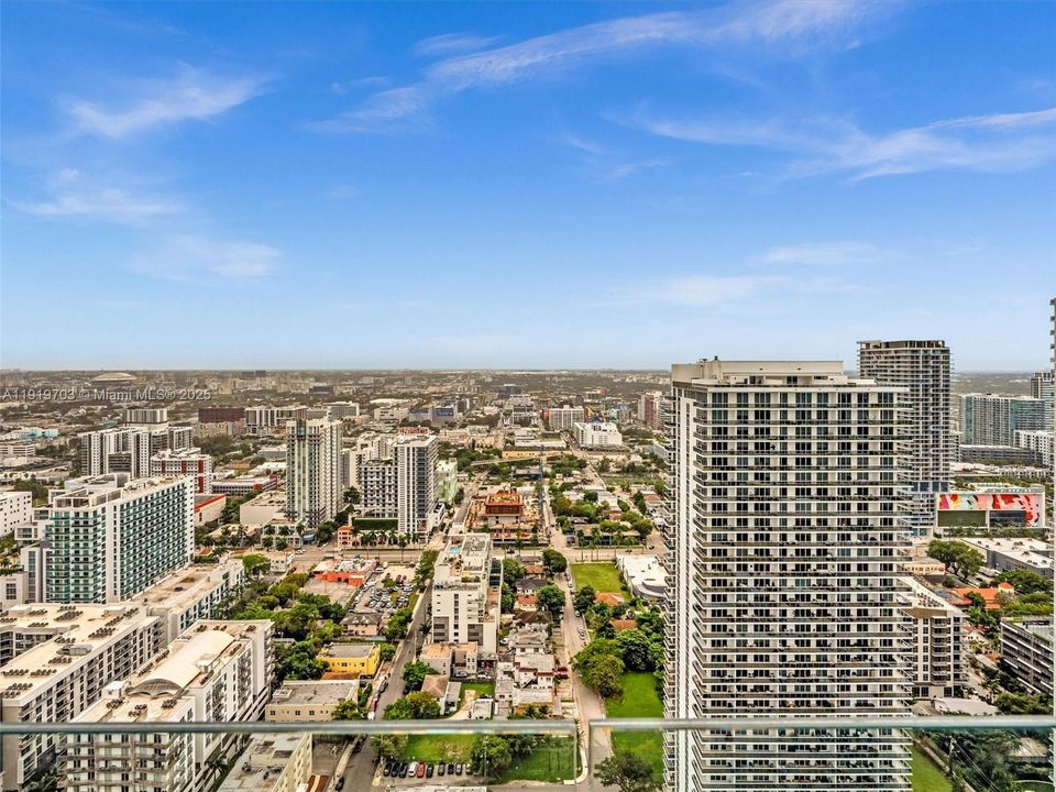 For Rent: $11,000 (2 beds, 2 baths, 1105 Square Feet)