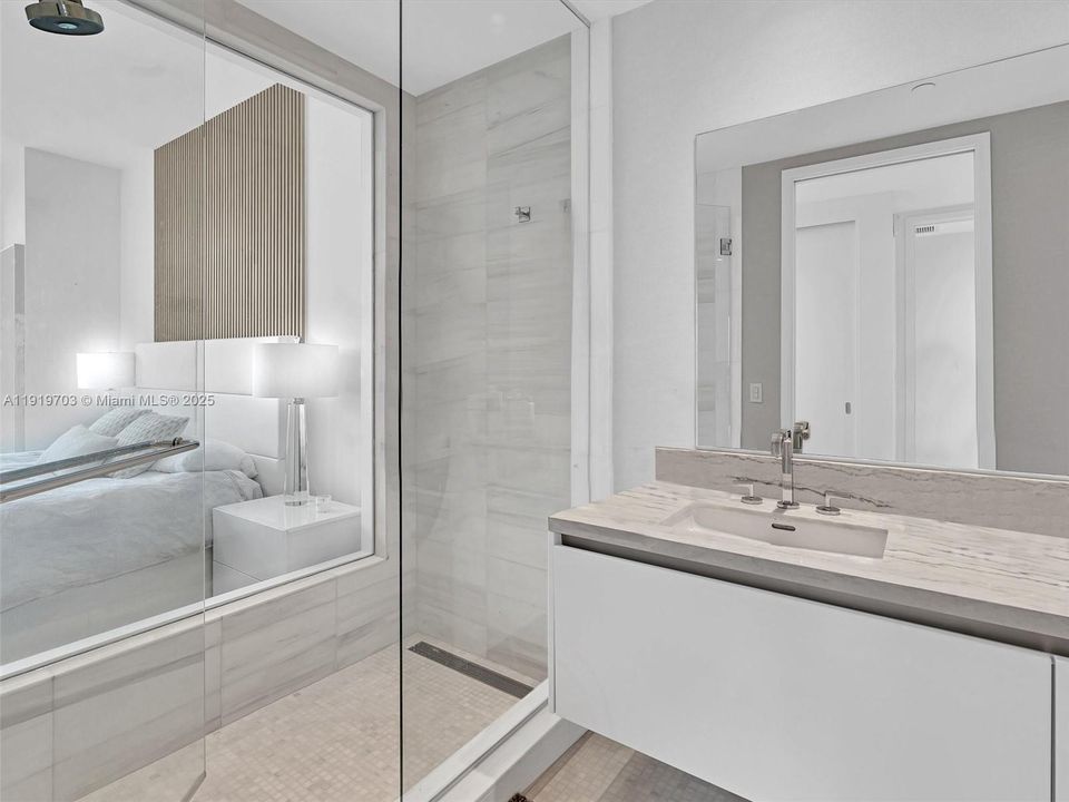 For Rent: $11,000 (2 beds, 2 baths, 1105 Square Feet)