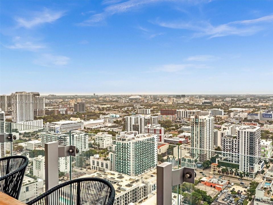 For Rent: $11,000 (2 beds, 2 baths, 1105 Square Feet)