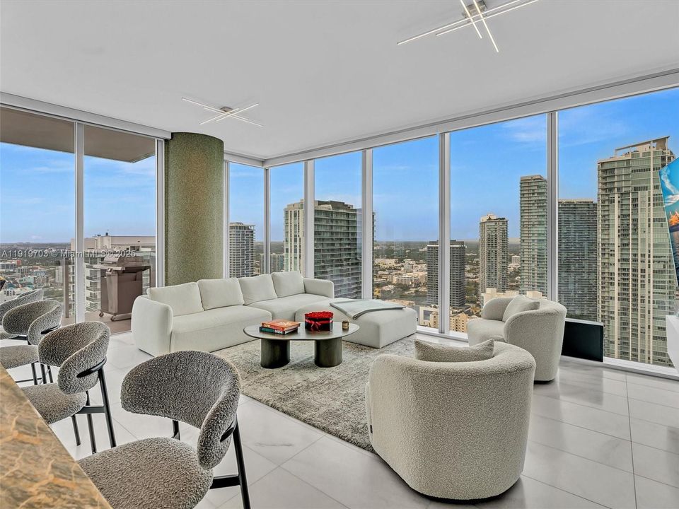 For Rent: $11,000 (2 beds, 2 baths, 1105 Square Feet)