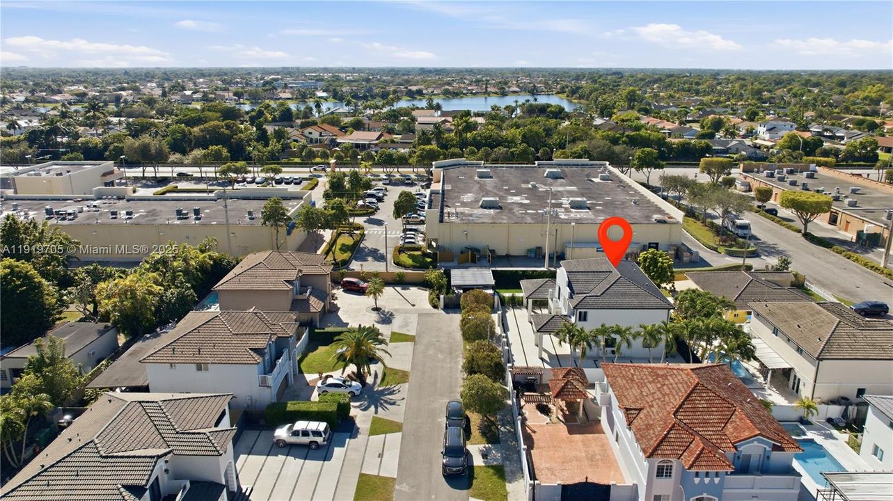 На продажу: $1,999,900 (4 спален, 4 ванн, 3369 Квадратных фут)