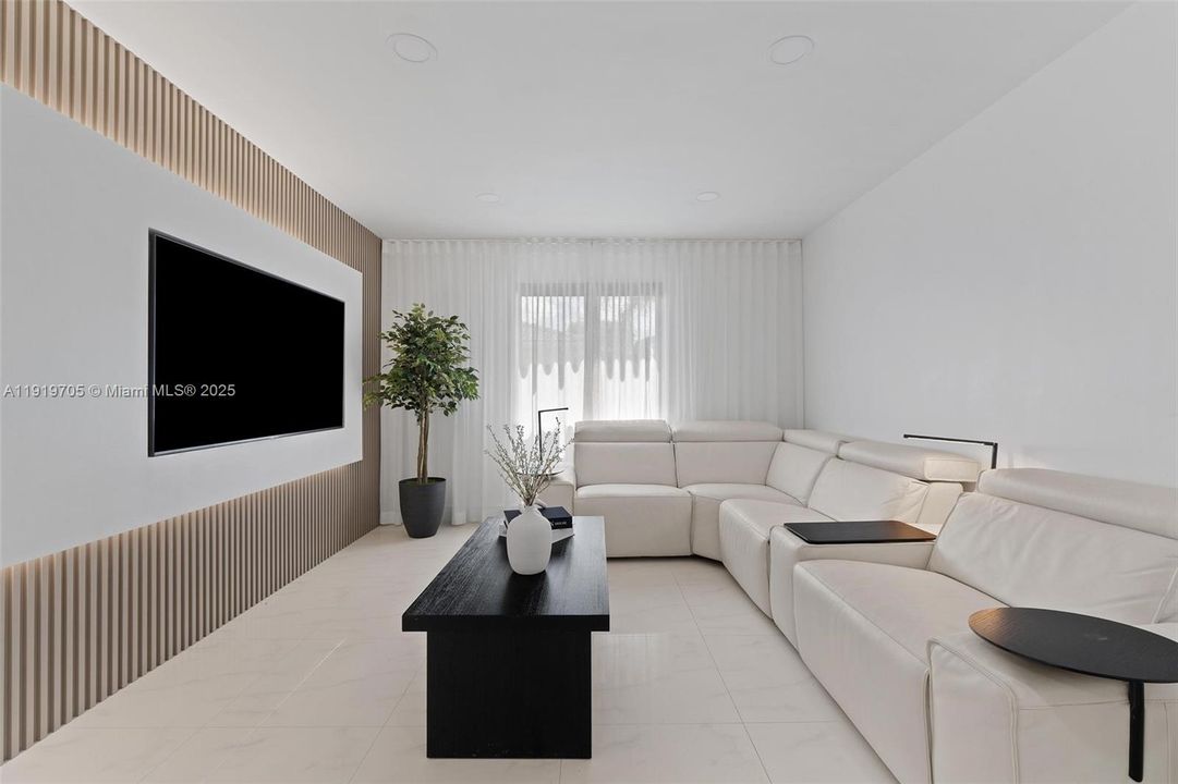 На продажу: $1,999,900 (4 спален, 4 ванн, 3369 Квадратных фут)