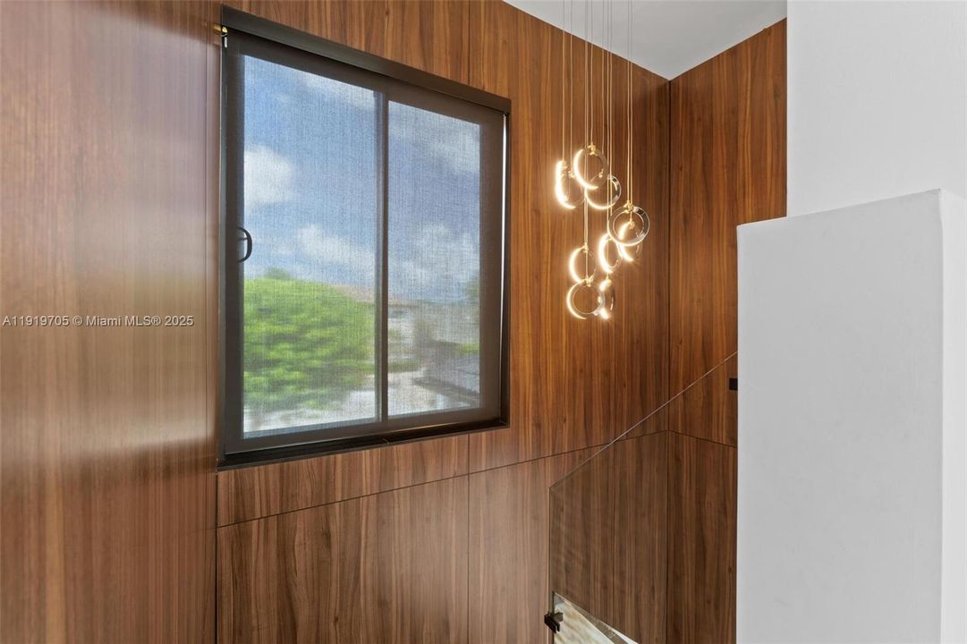 На продажу: $1,999,900 (4 спален, 4 ванн, 3369 Квадратных фут)