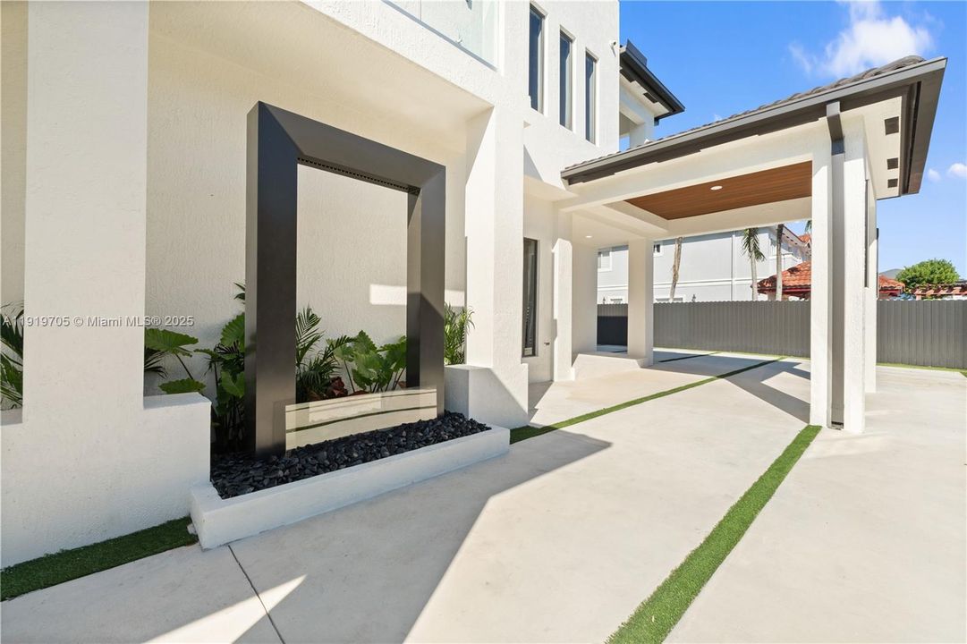 На продажу: $1,999,900 (4 спален, 4 ванн, 3369 Квадратных фут)