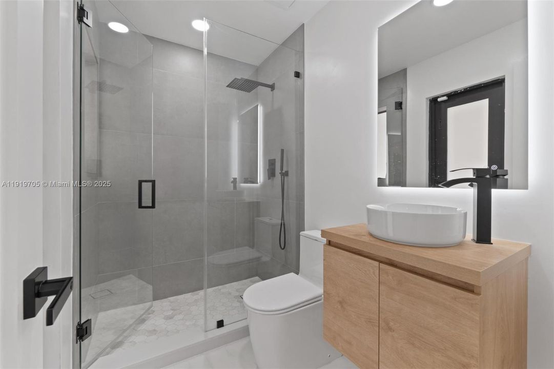 На продажу: $1,999,900 (4 спален, 4 ванн, 3369 Квадратных фут)