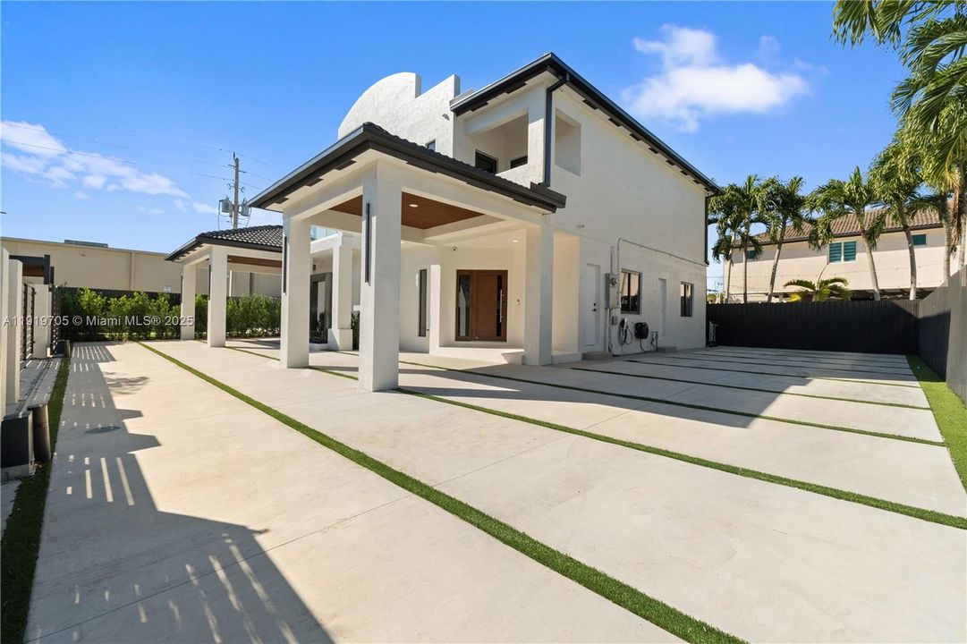 На продажу: $1,999,900 (4 спален, 4 ванн, 3369 Квадратных фут)