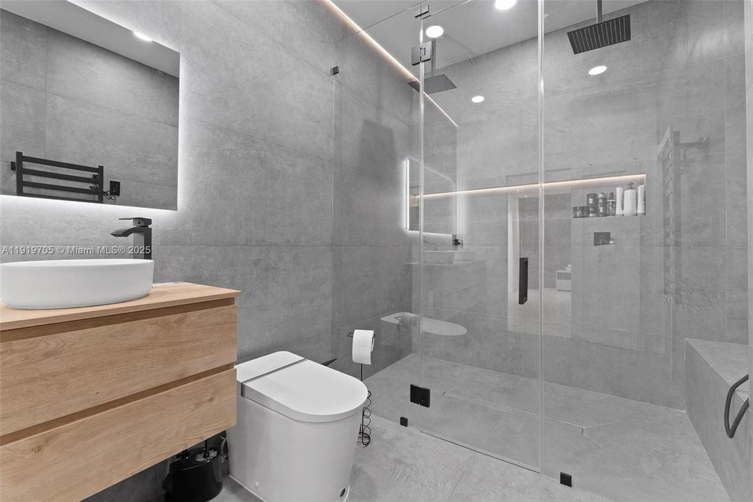 На продажу: $1,999,900 (4 спален, 4 ванн, 3369 Квадратных фут)