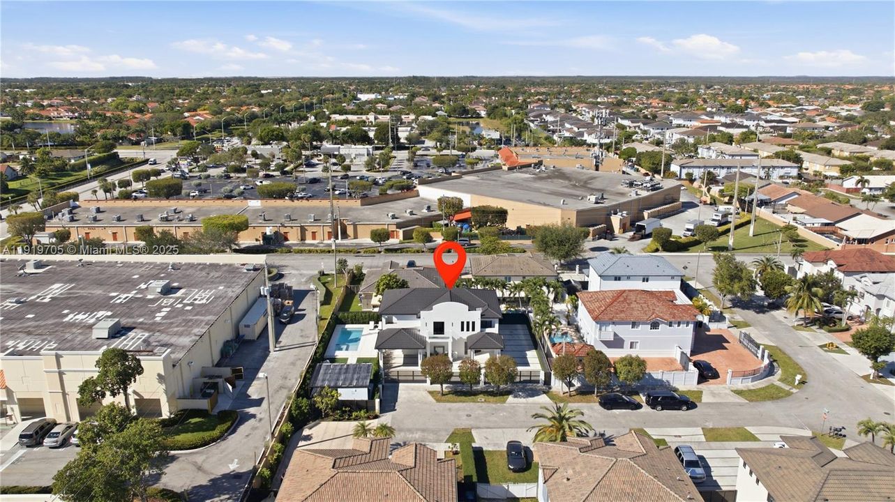 На продажу: $1,999,900 (4 спален, 4 ванн, 3369 Квадратных фут)