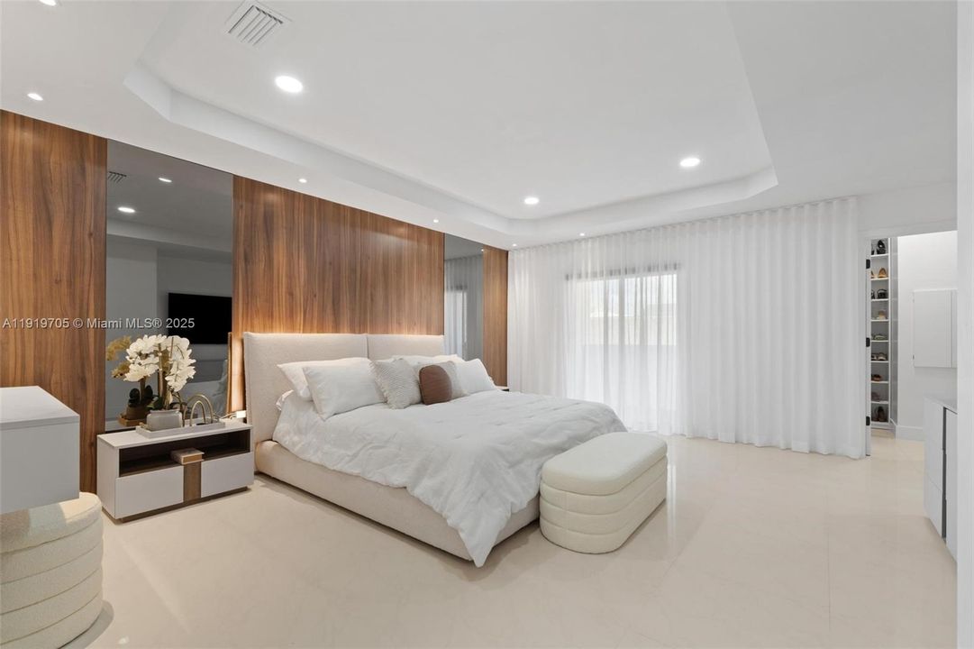 На продажу: $1,999,900 (4 спален, 4 ванн, 3369 Квадратных фут)