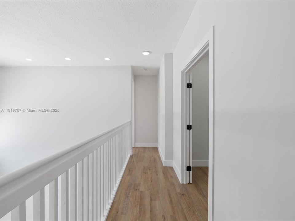 待售: $829,000 (4 贝兹, 3 浴室, 2673 平方英尺)