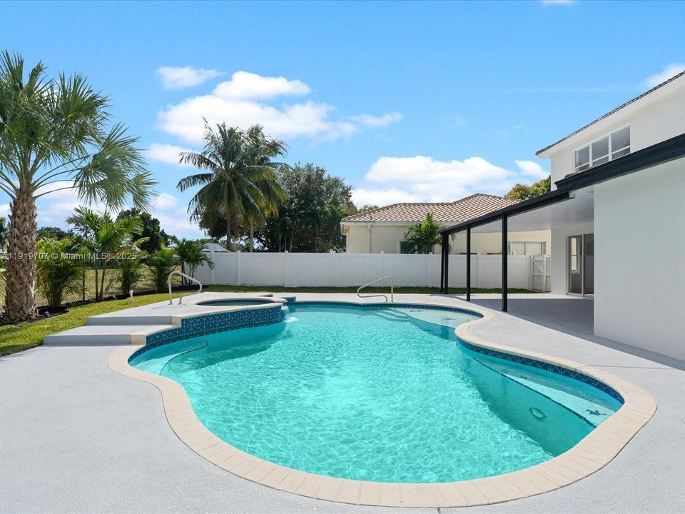 待售: $829,000 (4 贝兹, 3 浴室, 2673 平方英尺)