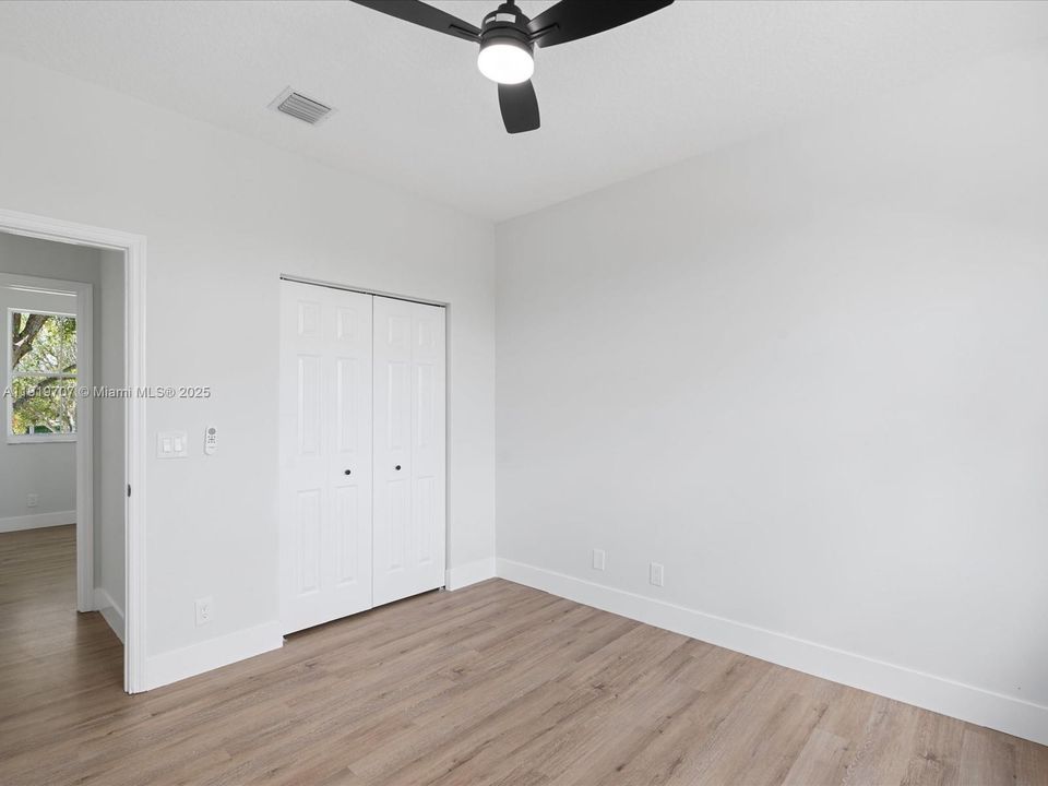 待售: $829,000 (4 贝兹, 3 浴室, 2673 平方英尺)