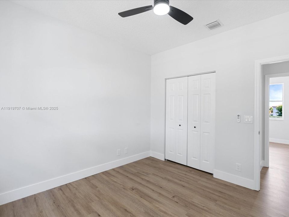 待售: $829,000 (4 贝兹, 3 浴室, 2673 平方英尺)