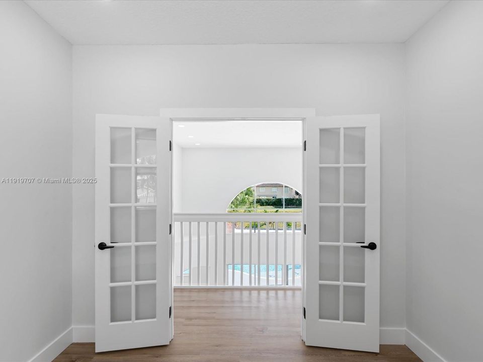 待售: $829,000 (4 贝兹, 3 浴室, 2673 平方英尺)