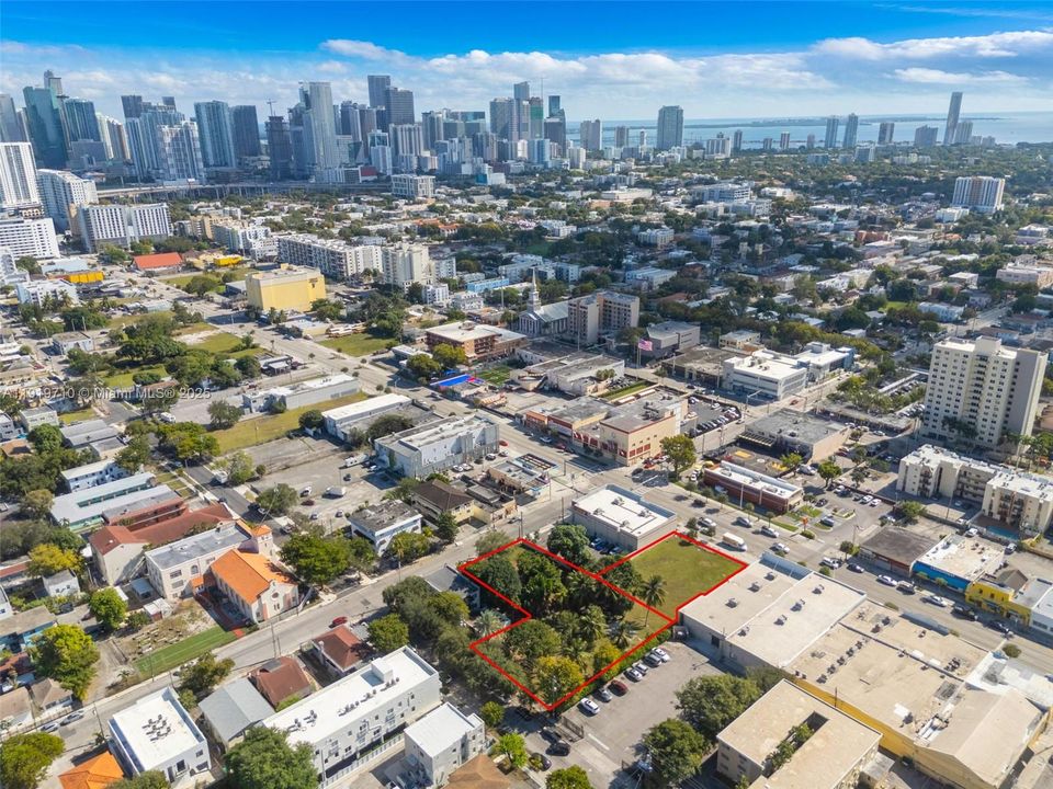 For Sale: $8,000,000 (0.90 acres)