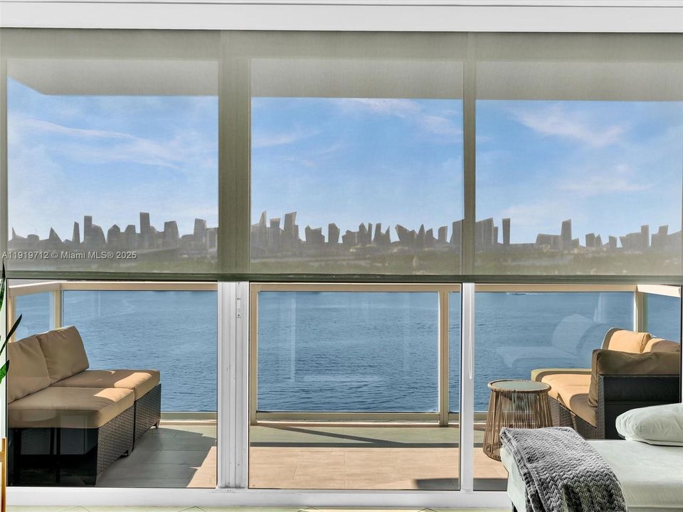 待售: $774,000 (1 贝兹, 1 浴室, 746 平方英尺)