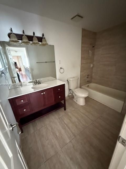 В аренду: $3,000 (3 спален, 2 ванн, 1840 Квадратных фут)