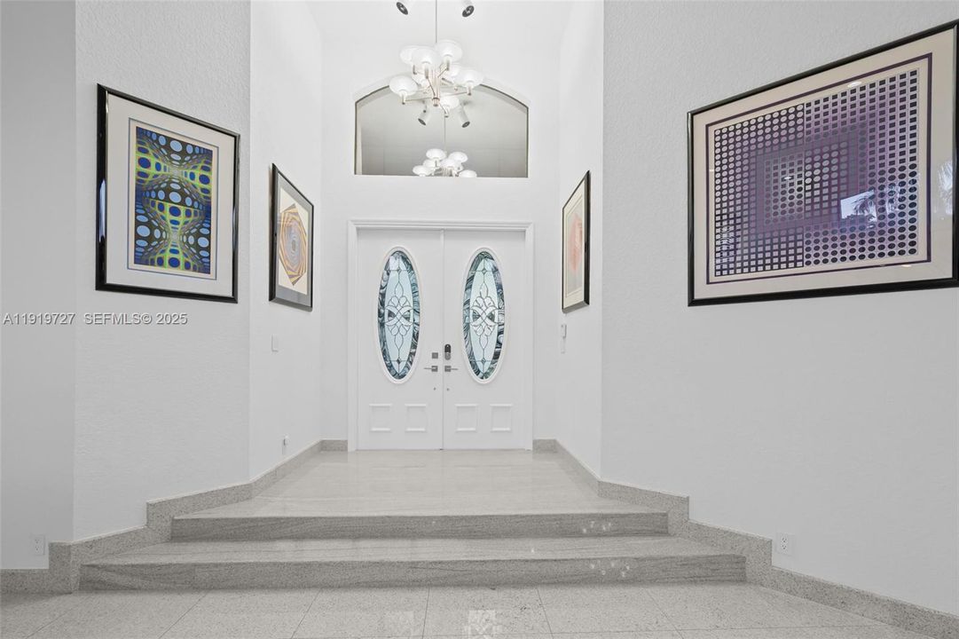 For Sale: $2,150,000 (5 beds, 3 baths, 4828 Square Feet)