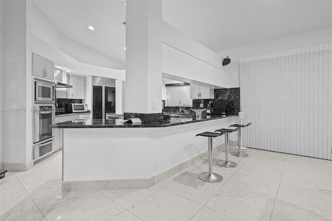 For Sale: $2,150,000 (5 beds, 3 baths, 4828 Square Feet)