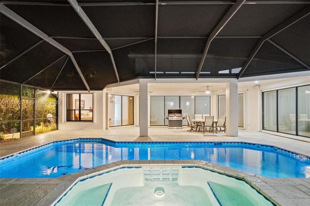 For Sale: $2,150,000 (5 beds, 3 baths, 4828 Square Feet)