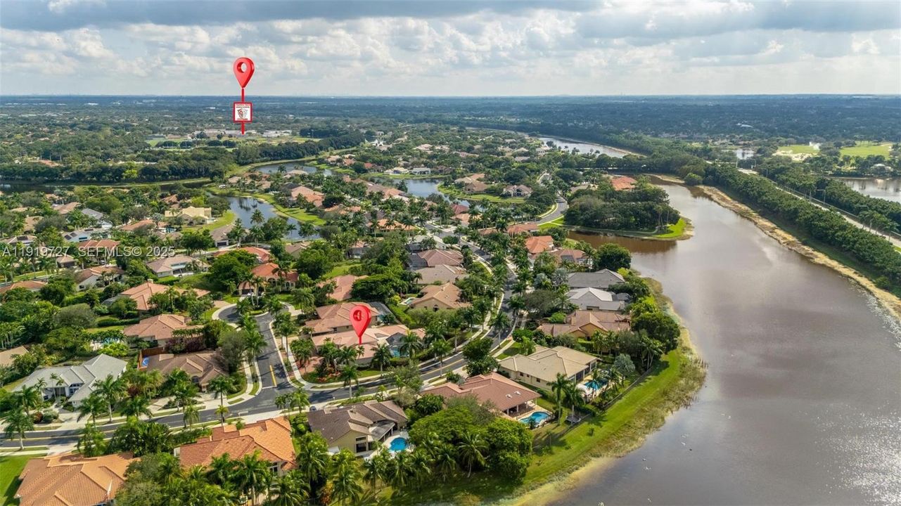 For Sale: $2,150,000 (5 beds, 3 baths, 4828 Square Feet)