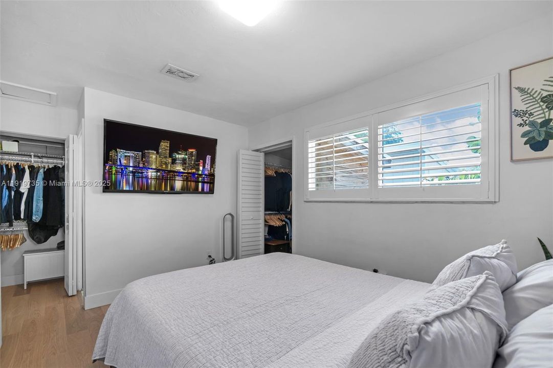 En Venta: $714,500 (3 camas, 2 baños, 1502 Pies cuadrados)