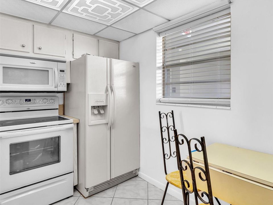 На продажу: $84,900 (1 спален, 1 ванн, 684 Квадратных фут)