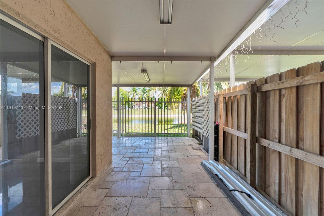 For Sale: $470,000 (3 beds, 2 baths, 1220 Square Feet)