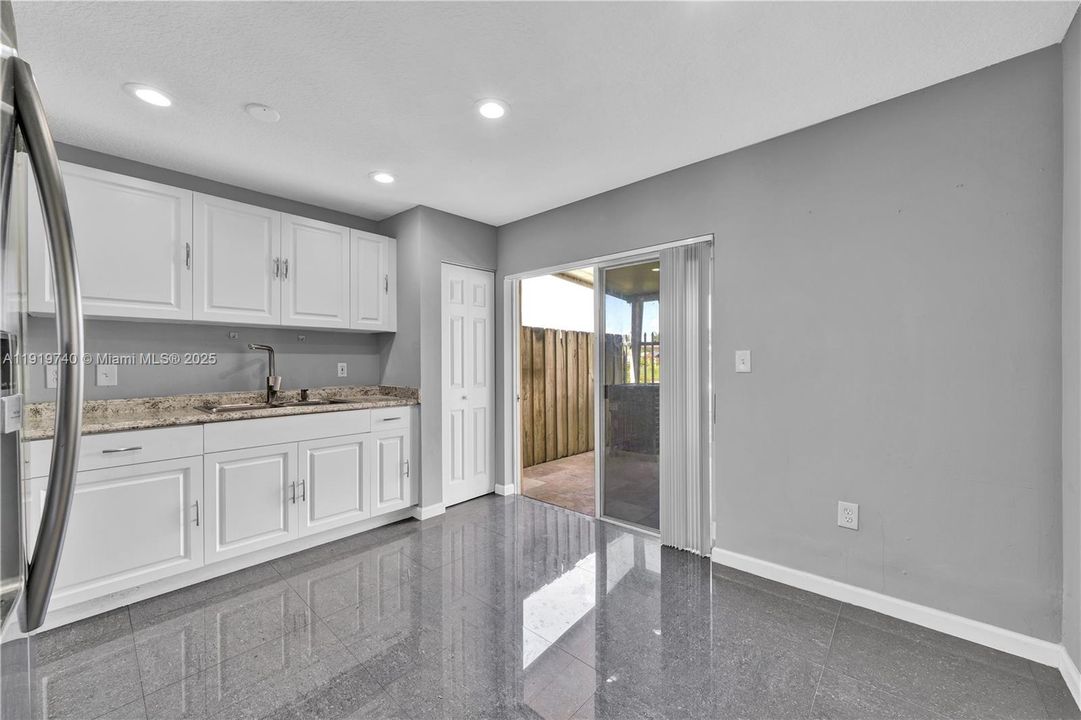 For Sale: $470,000 (3 beds, 2 baths, 1220 Square Feet)