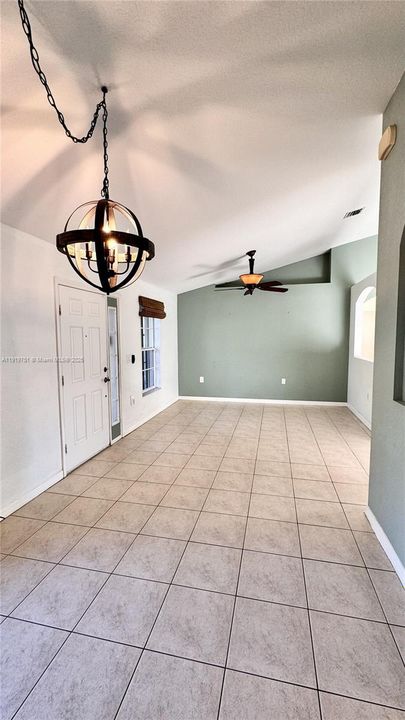 For Sale: $485,000 (3 beds, 2 baths, 1626 Square Feet)