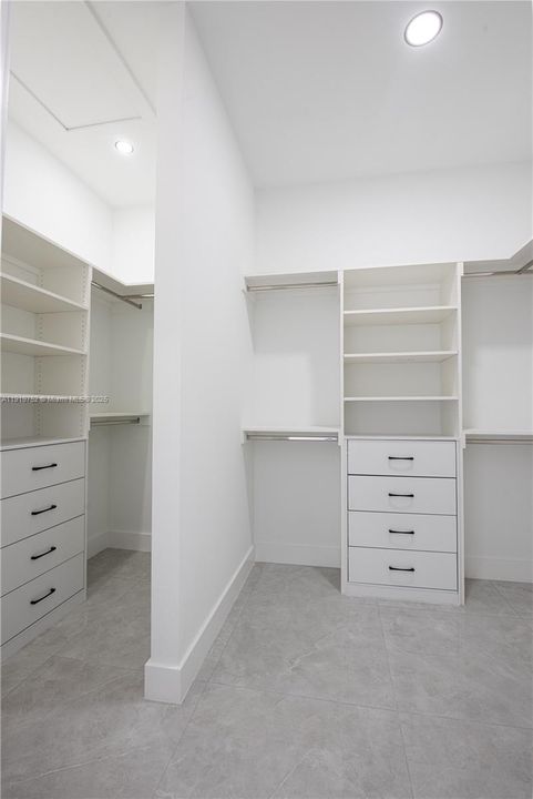 待售: $390,000 (3 贝兹, 2 浴室, 0 平方英尺)