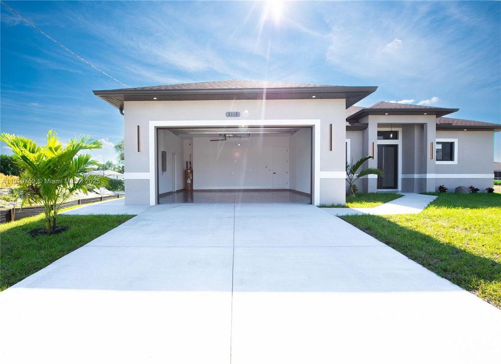 待售: $390,000 (3 贝兹, 2 浴室, 0 平方英尺)