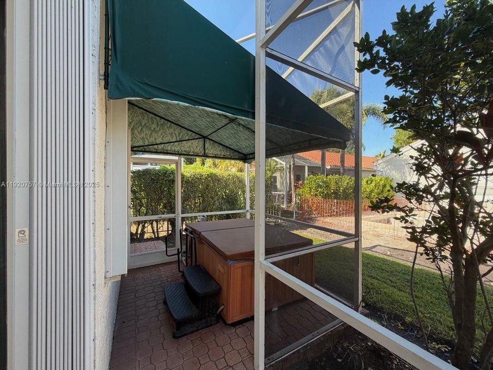 En Renta: $4,200 (3 camas, 2 baños, 1882 Pies cuadrados)