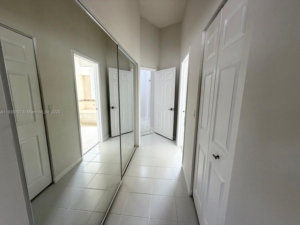 En Renta: $4,200 (3 camas, 2 baños, 1882 Pies cuadrados)