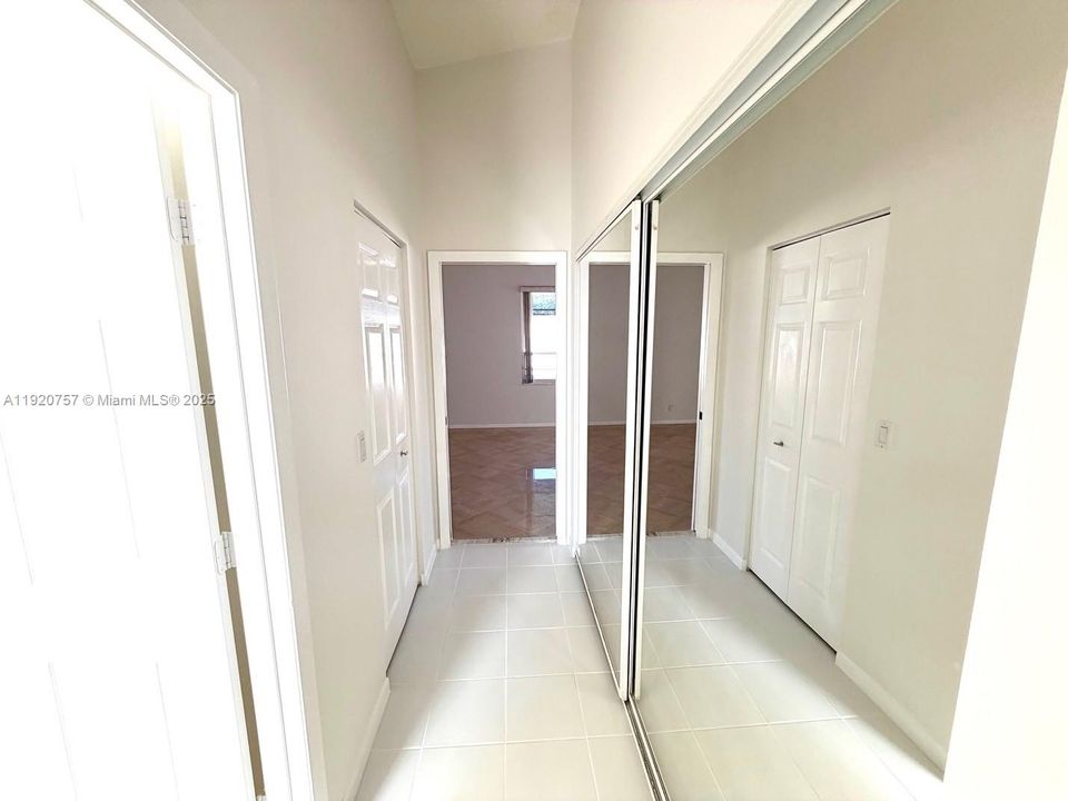 En Renta: $4,200 (3 camas, 2 baños, 1882 Pies cuadrados)