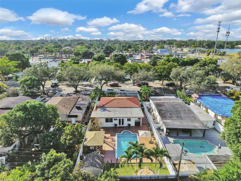 For Sale: $660,000 (3 beds, 2 baths, 1435 Square Feet)