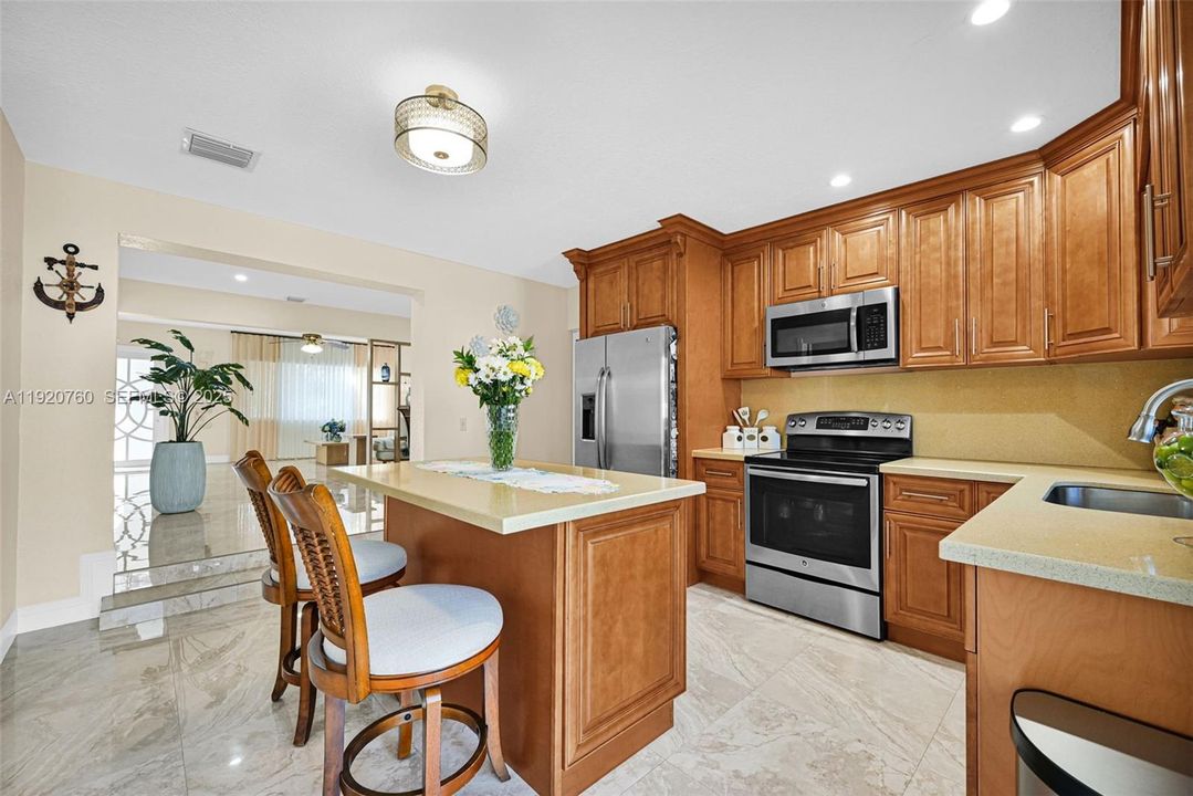 For Sale: $660,000 (3 beds, 2 baths, 1435 Square Feet)