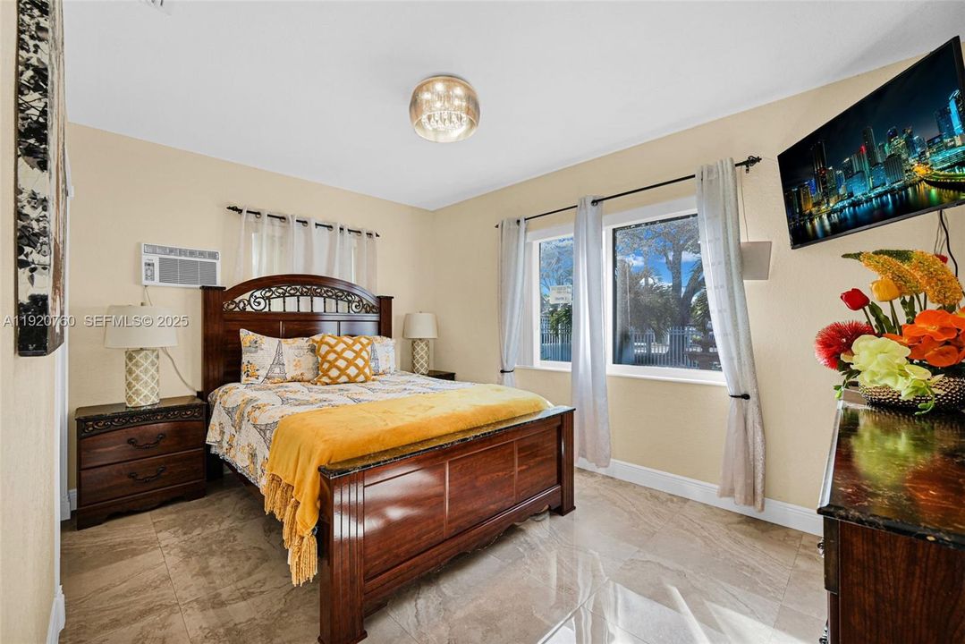 For Sale: $660,000 (3 beds, 2 baths, 1435 Square Feet)