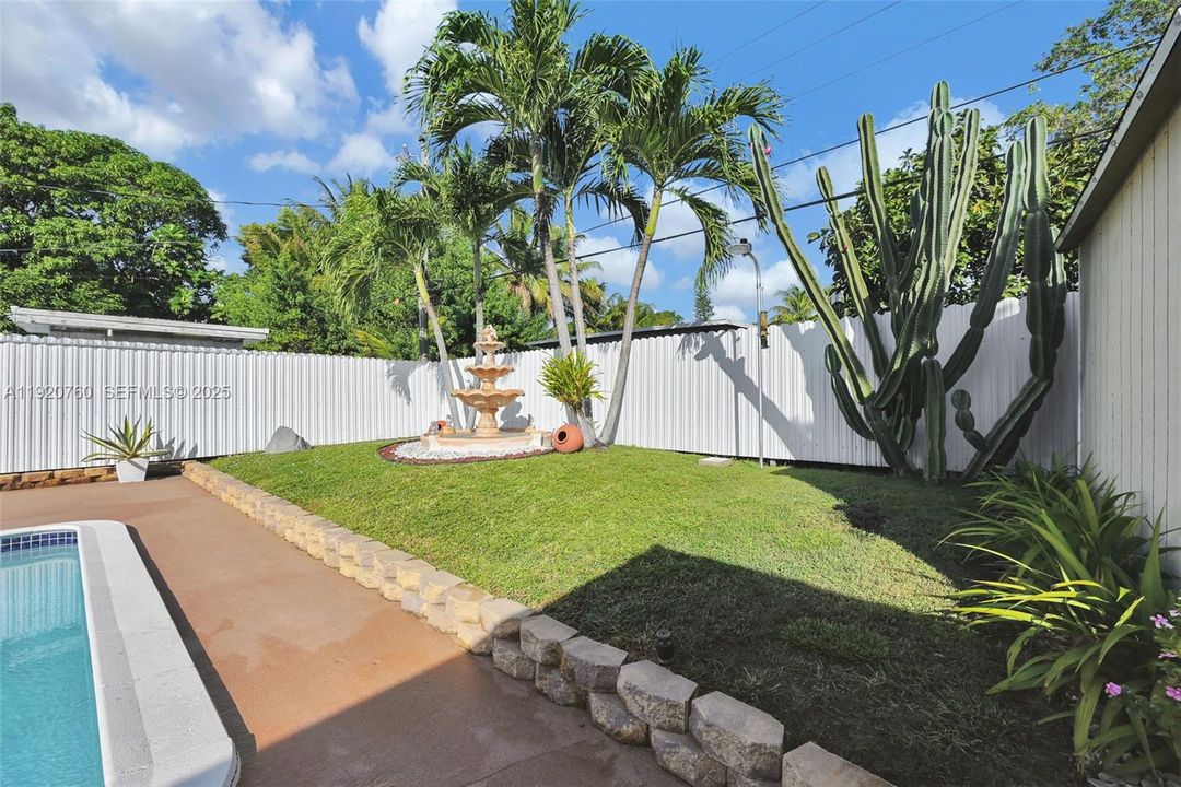 For Sale: $660,000 (3 beds, 2 baths, 1435 Square Feet)