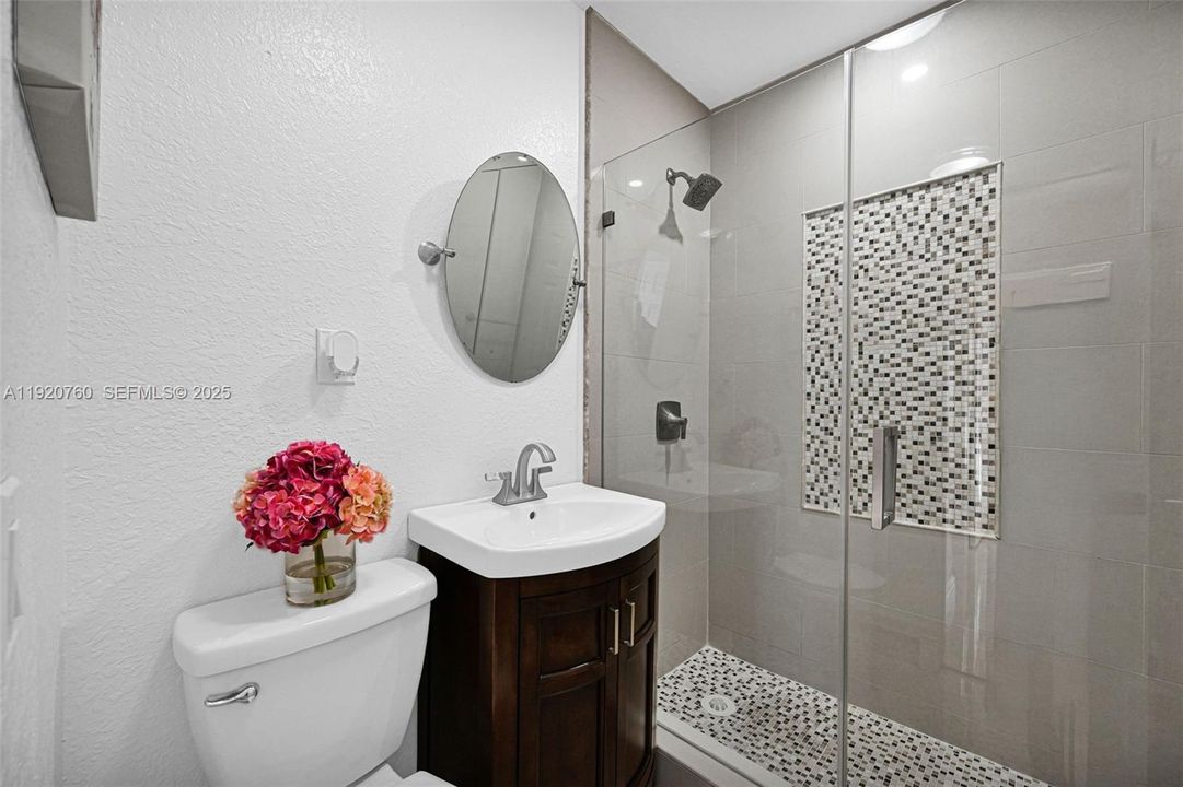 For Sale: $660,000 (3 beds, 2 baths, 1435 Square Feet)